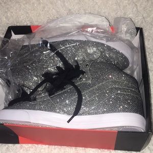 Brand new  guess shoes